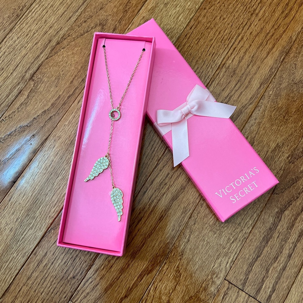 NIB Victoria’s Secret Angel Wings Necklace